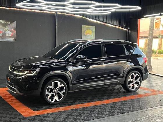 VOLKSWAGEN T-CROSS 1.4 250 TSI TOTAL FLEX HIGHLINE AUTOMÁTICO
